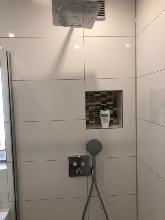 Lilis Apartment Mit Balkon Augsburg Eksteriør billede