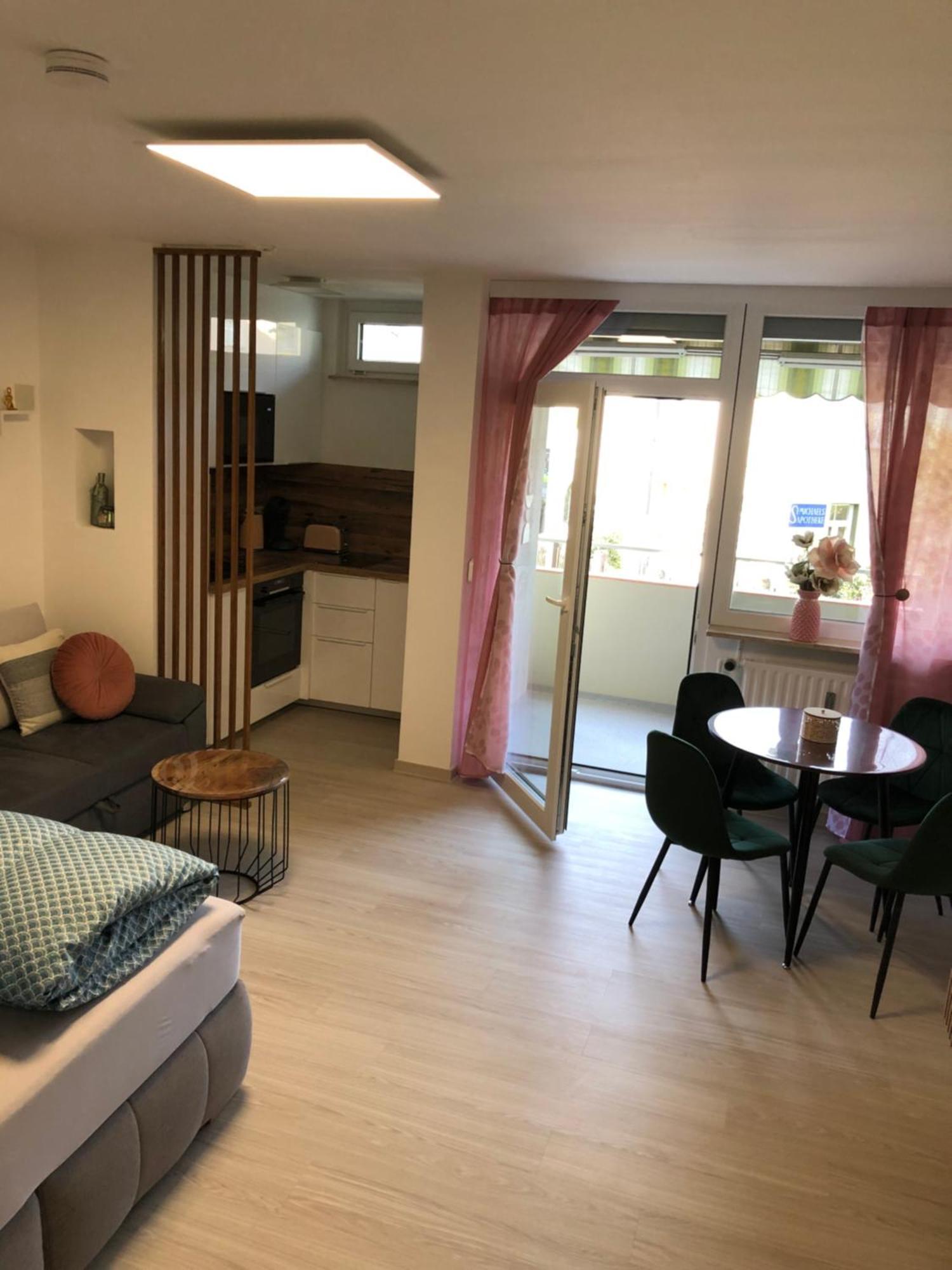 Lilis Apartment Mit Balkon Augsburg Eksteriør billede